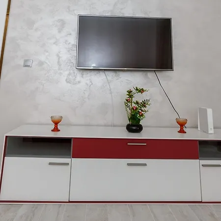 Lux Park Lake Apartment *
